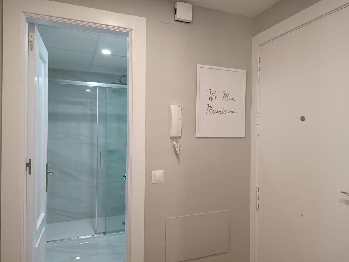 New! Luxury City Center & 2 Balconies Málaga Exterior foto